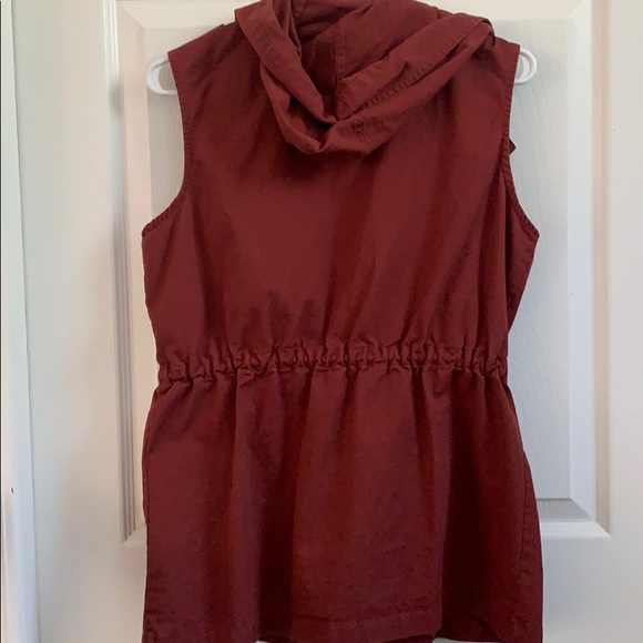 Rust Vest - Picture 4 of 4